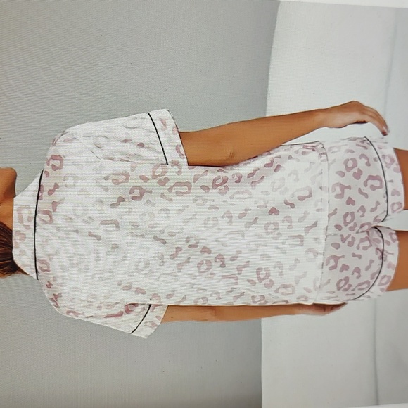 NIP LEOPARD PRINT SATIN PJS - Picture 2 of 3